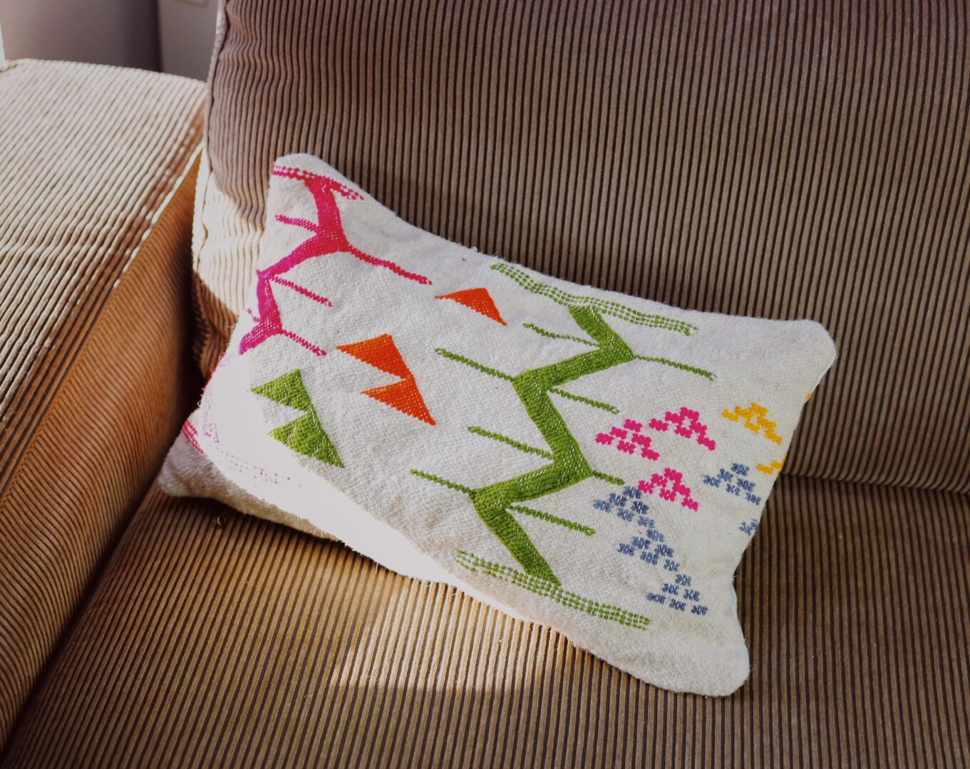 Poduszka w berberyjskie symbole, wzór 1 - obrazek 2