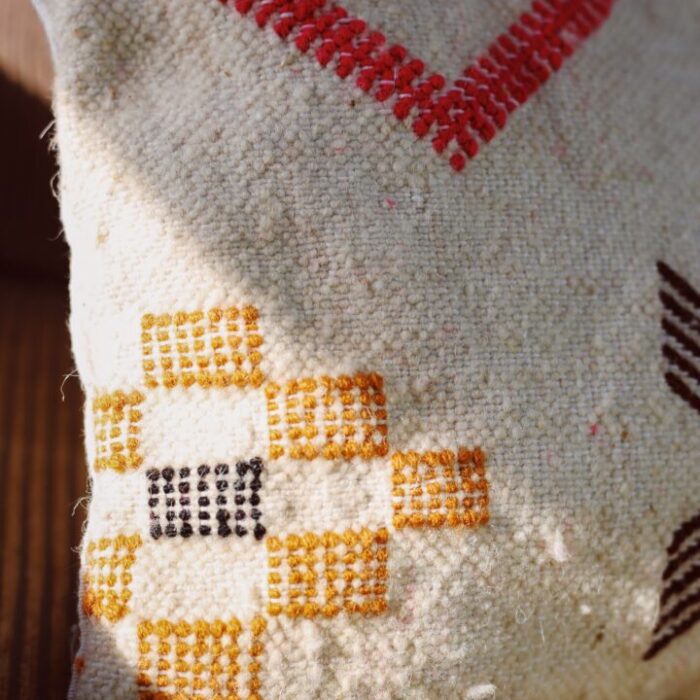 Poduszka w berberyjskie symbole, wzór 2